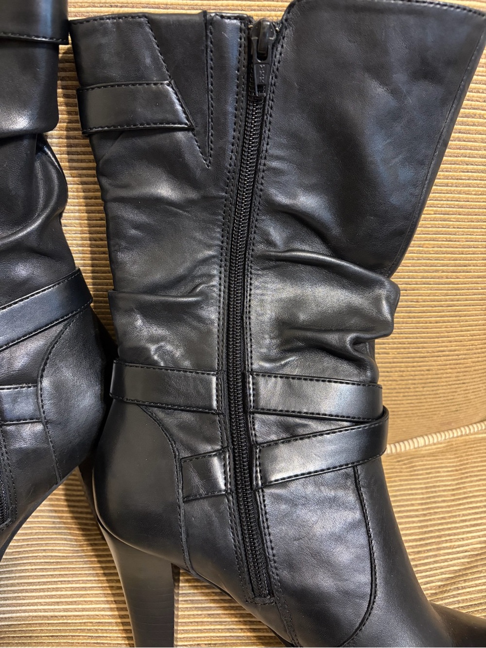 Kelly & Katie Women’s Christy Black Leather Slouch Boot - Size 7.5 - Picture 6 of 16